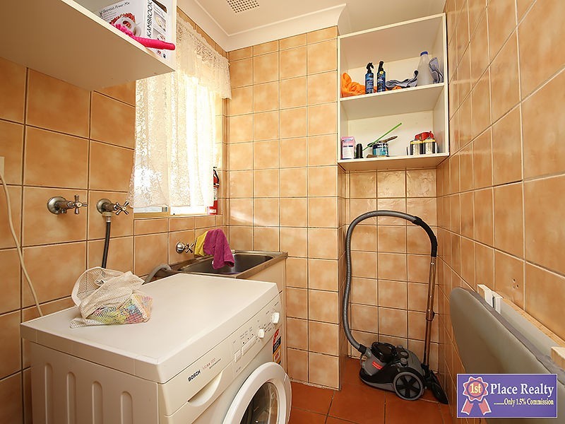 5 Hopkins Place, Waikiki WA 6169