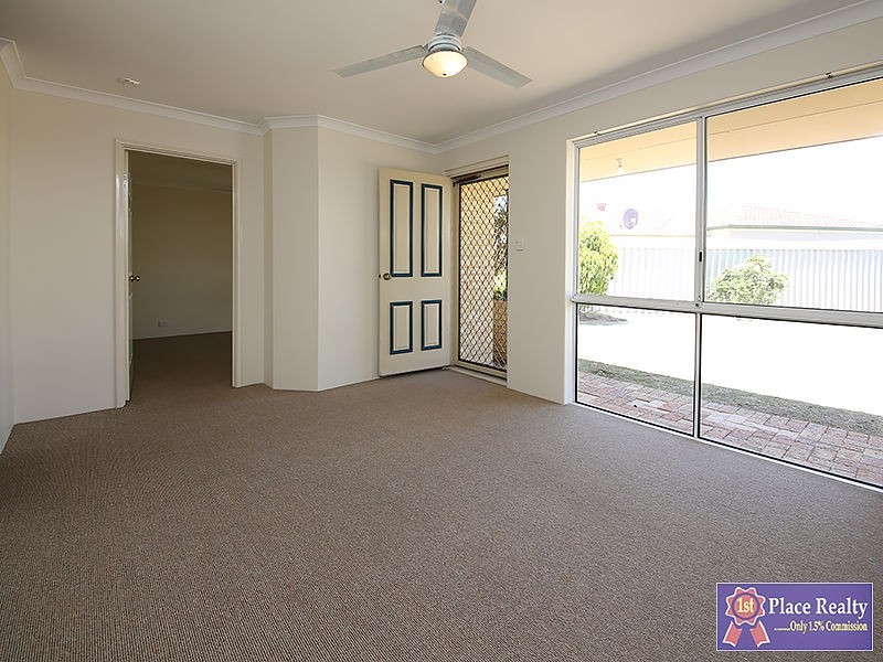 12B Mariner Place, Halls Head WA 6210