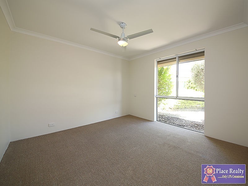 12B Mariner Place, Halls Head WA 6210