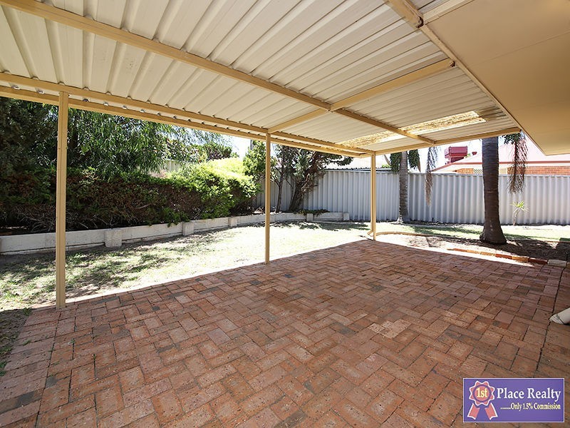 12B Mariner Place, Halls Head WA 6210