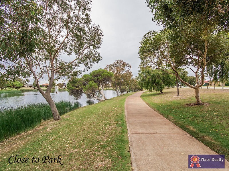 5 Sorelle Way, Port Kennedy WA 6172