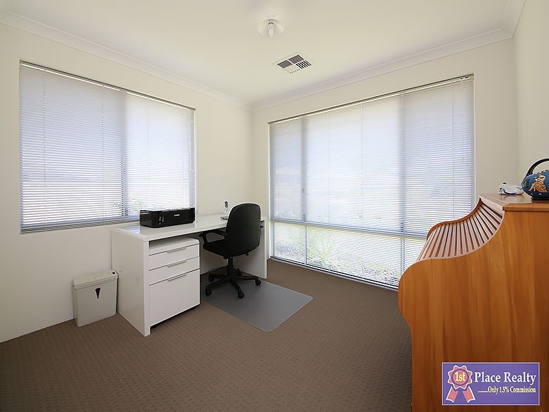 2 Roden Close, Madora Bay WA 6210