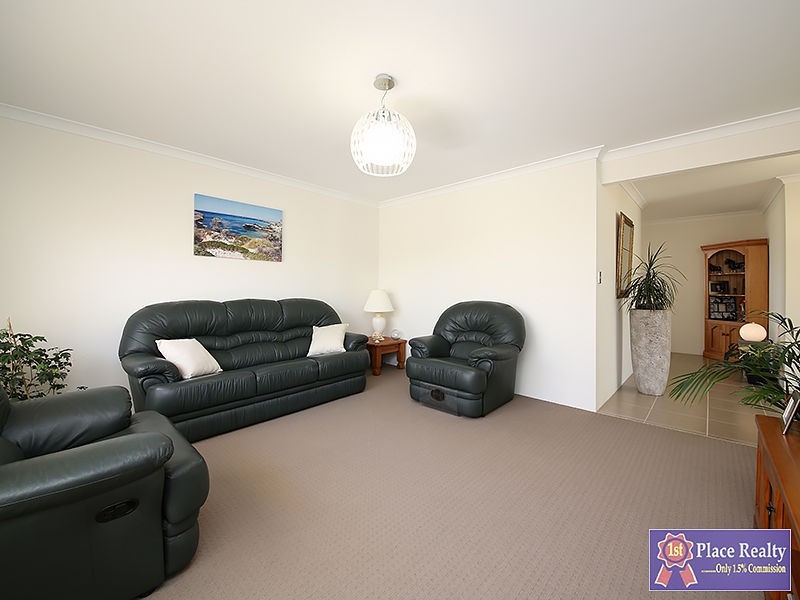 2 Roden Close, Madora Bay WA 6210
