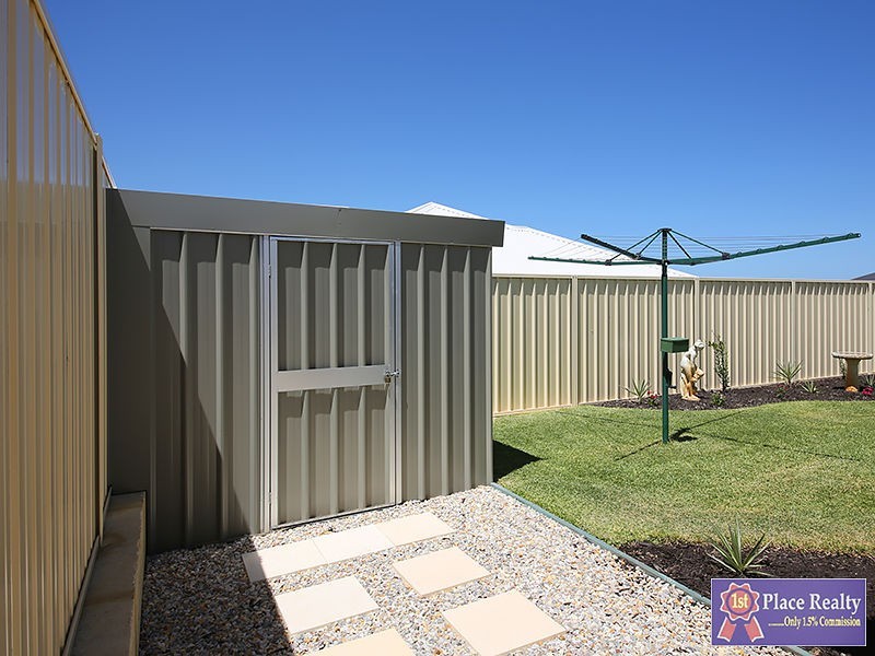2 Roden Close, Madora Bay WA 6210