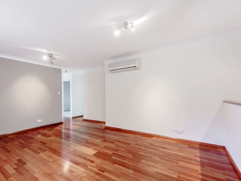 7/54 George Way, Cannington WA 6107