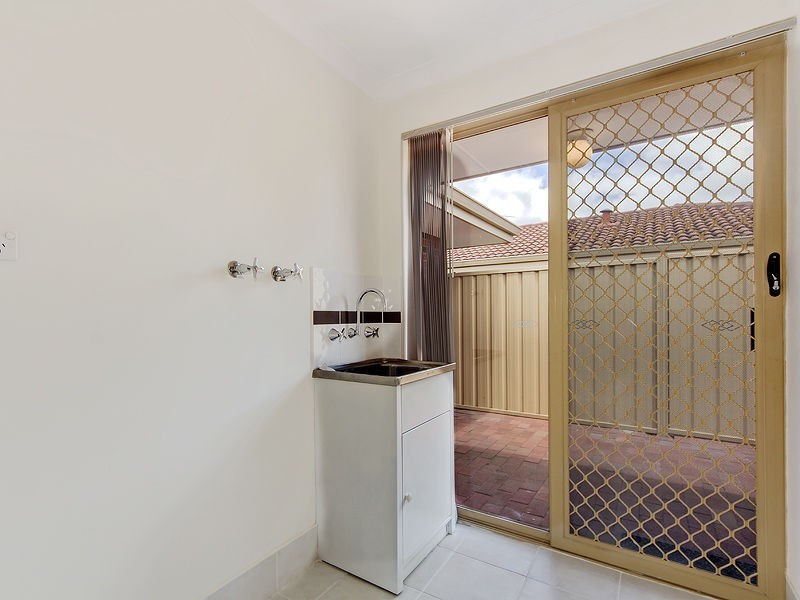 7/54 George Way, Cannington WA 6107
