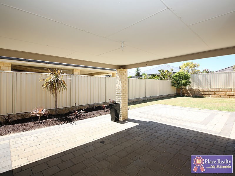 14 Salton Street, Secret Harbour WA 6173