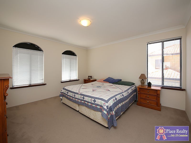 7 Pinnace Court, Halls Head WA 6210