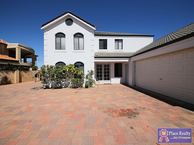 7 Pinnace Court, Halls Head WA 6210