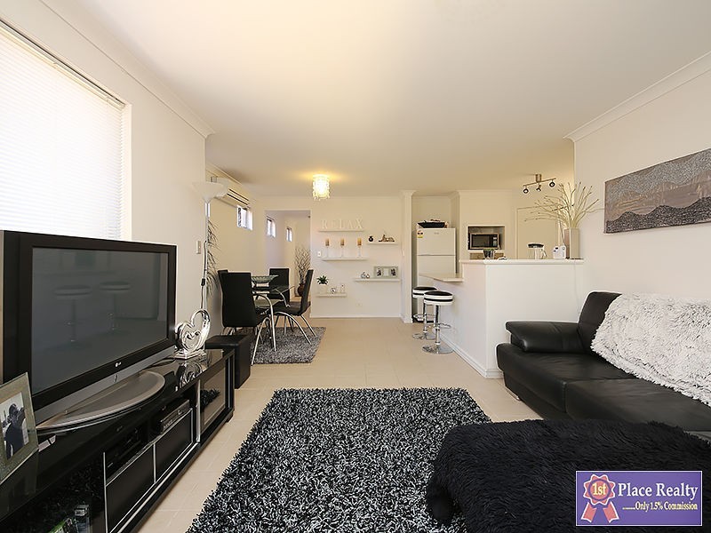 6/5 Crusoe Link, Secret Harbour WA 6173