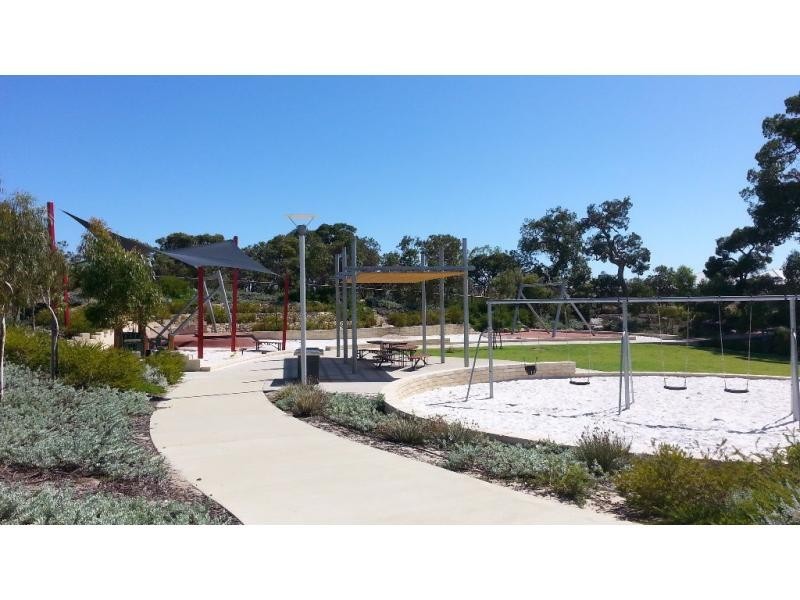 9 Menara Road, Landsdale WA 6065