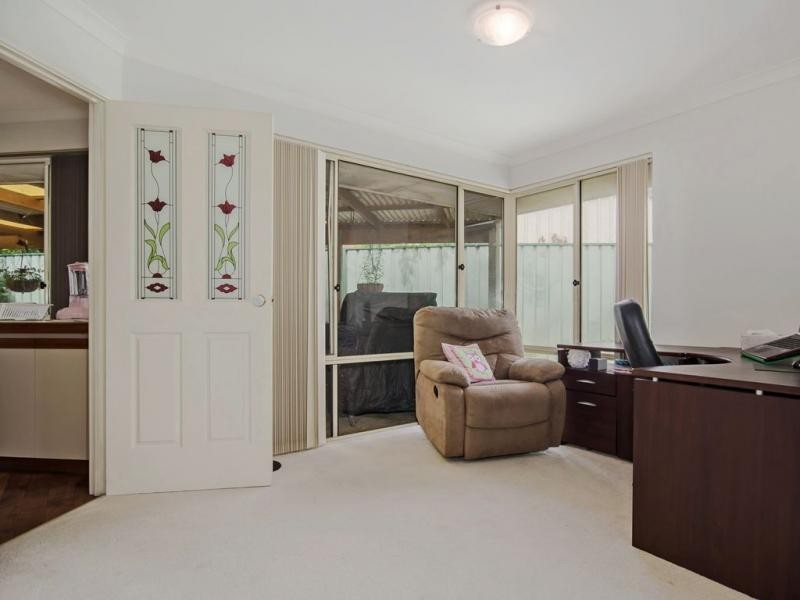 27 Minilya Loop, Warnbro WA 6169