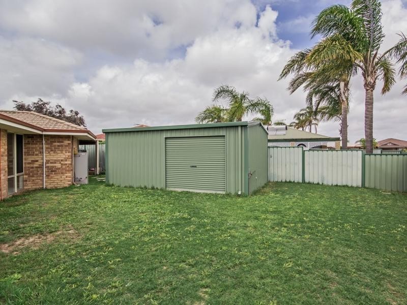 27 Minilya Loop, Warnbro WA 6169