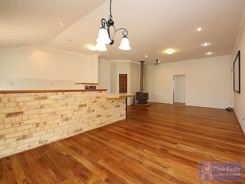 17 Morlaix Mews, Port Kennedy WA 6172