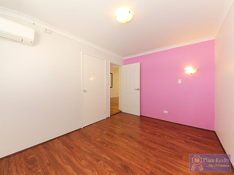 17 Morlaix Mews, Port Kennedy WA 6172