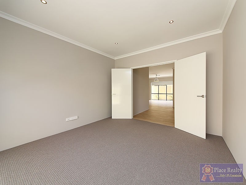 31 Arawatta Loop, Madora Bay WA 6210