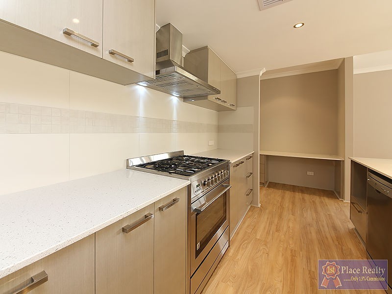 31 Arawatta Loop, Madora Bay WA 6210