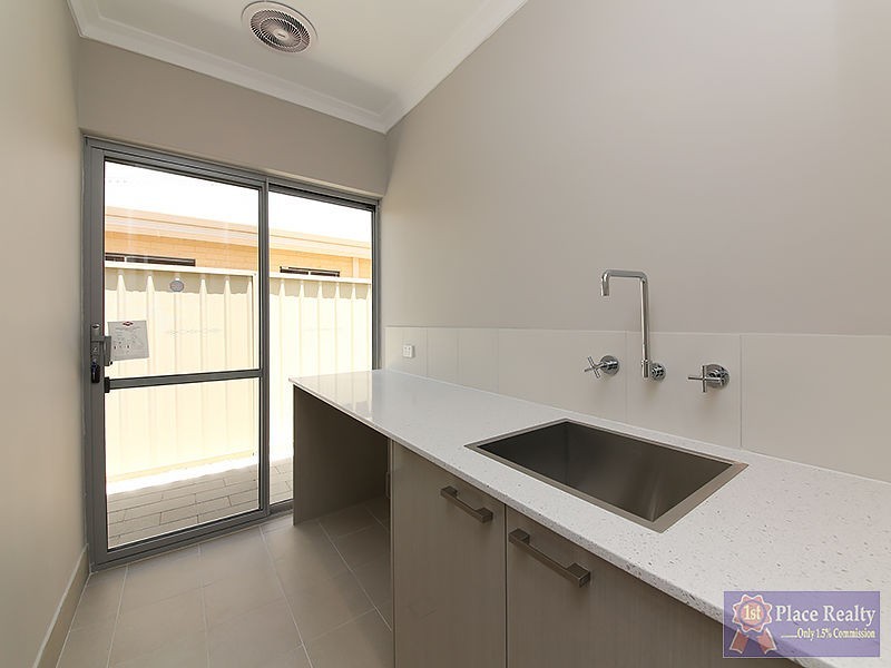 31 Arawatta Loop, Madora Bay WA 6210