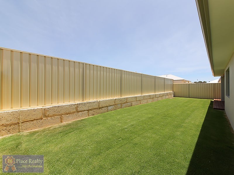 31 Arawatta Loop, Madora Bay WA 6210