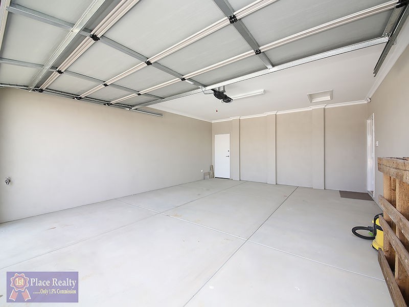 31 Arawatta Loop, Madora Bay WA 6210