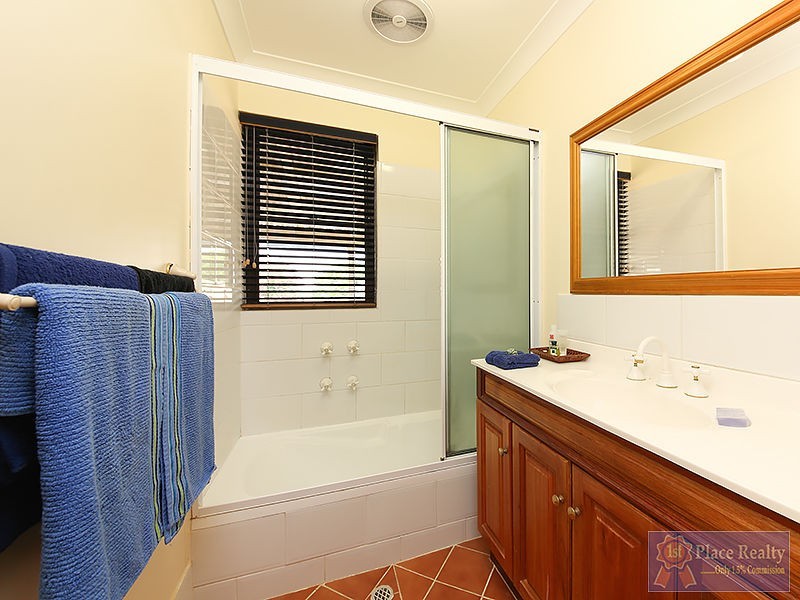 11 Parmelia Way, Madora Bay WA 6210