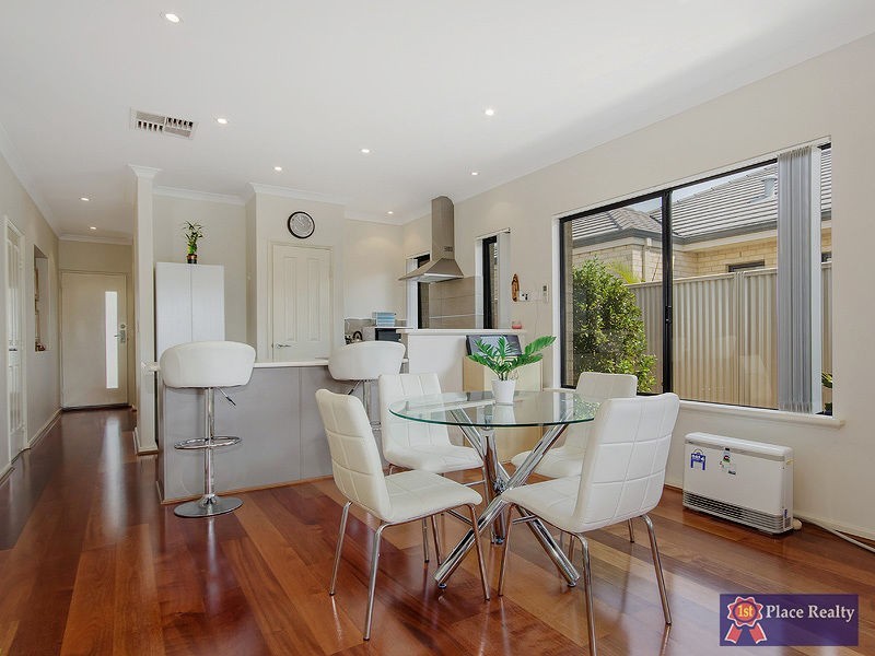 9 Swanbourne Avenue, Secret Harbour WA 6173