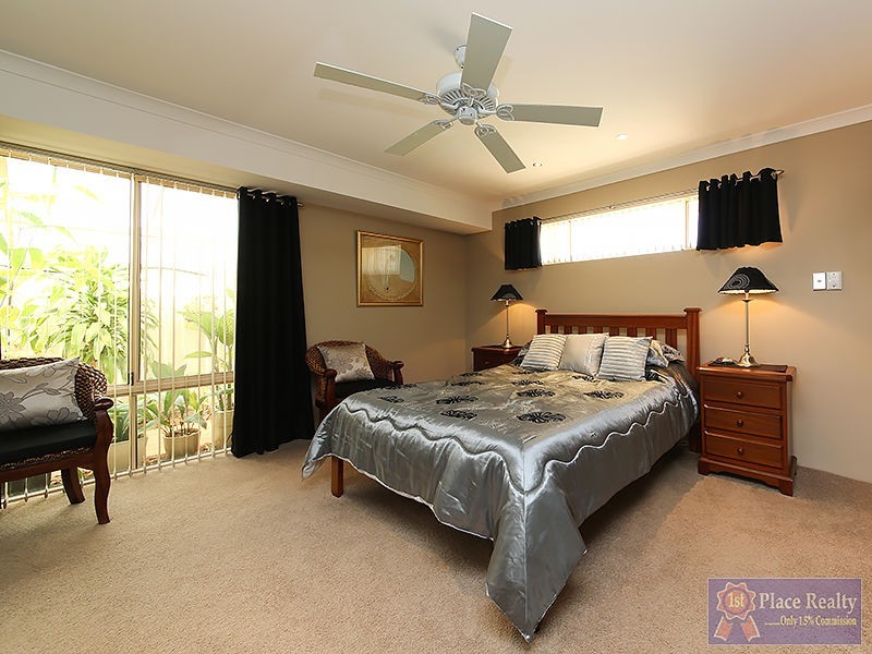 8 Evella Cove, Lakelands WA 6180