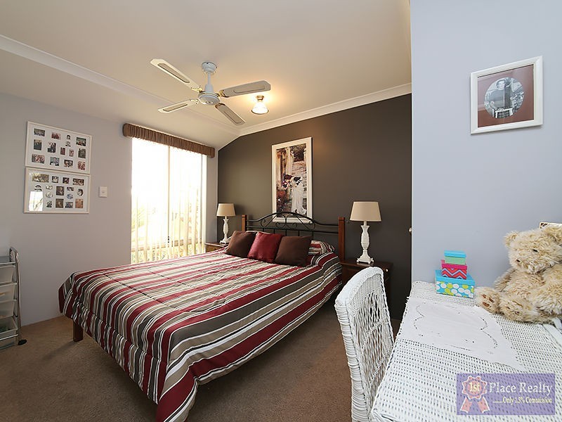 8 Evella Cove, Lakelands WA 6180