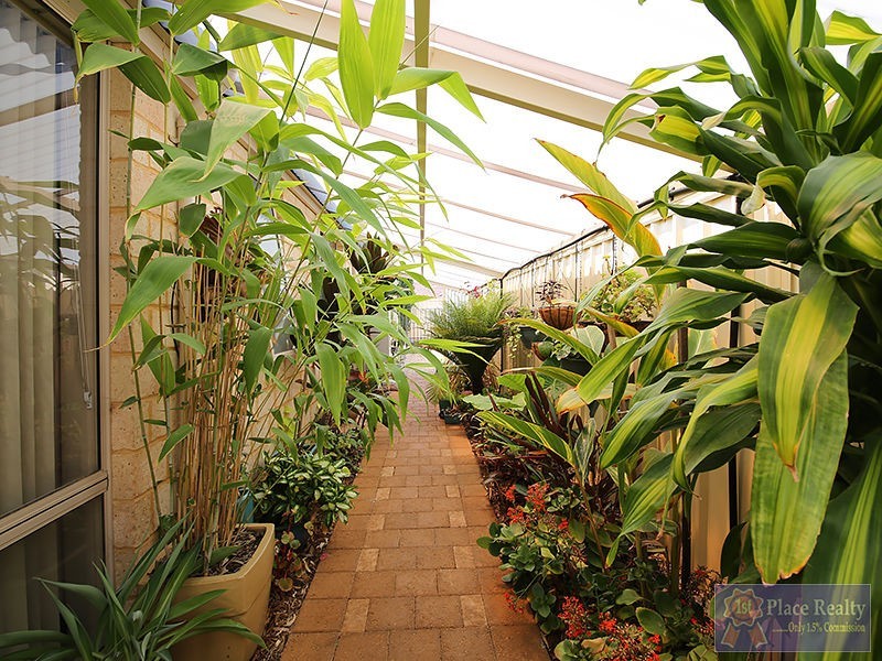 8 Evella Cove, Lakelands WA 6180