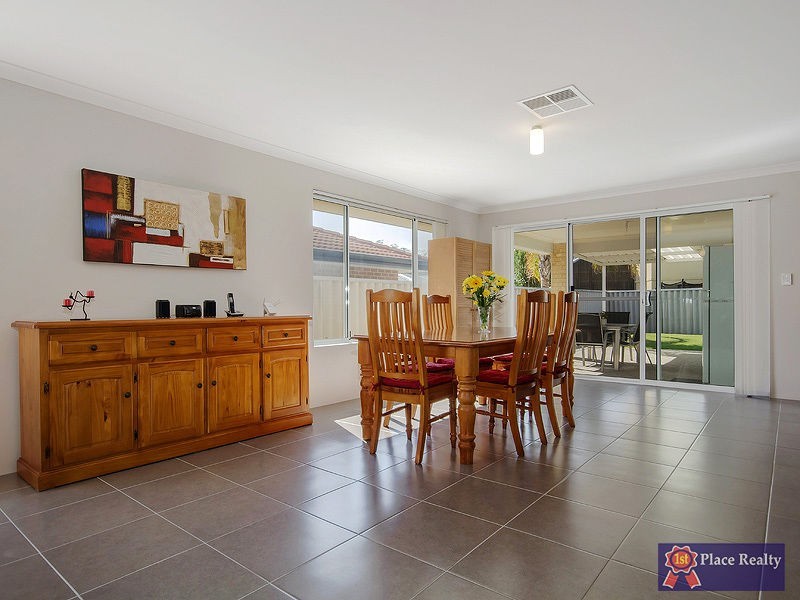 96 La Spezia Drive, Secret Harbour WA 6173