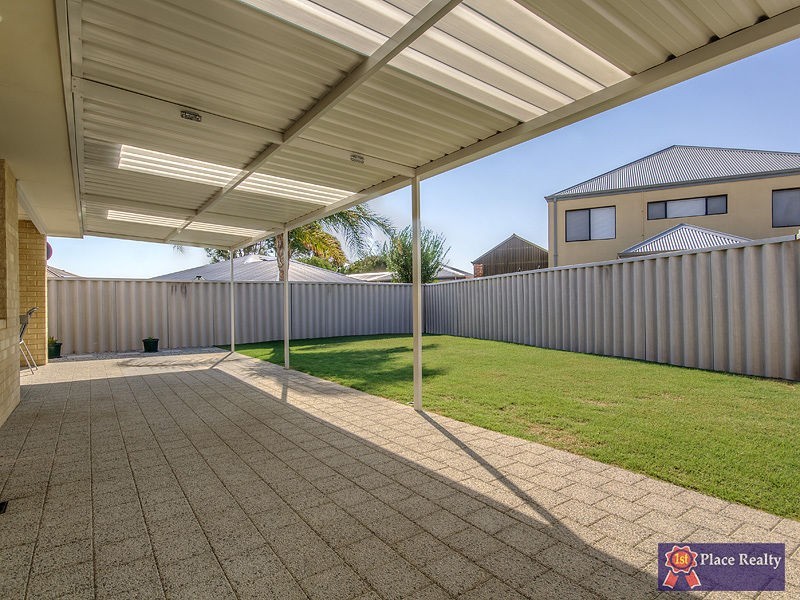 96 La Spezia Drive, Secret Harbour WA 6173