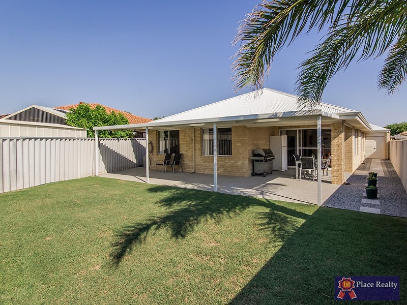 96 La Spezia Drive, Secret Harbour WA 6173