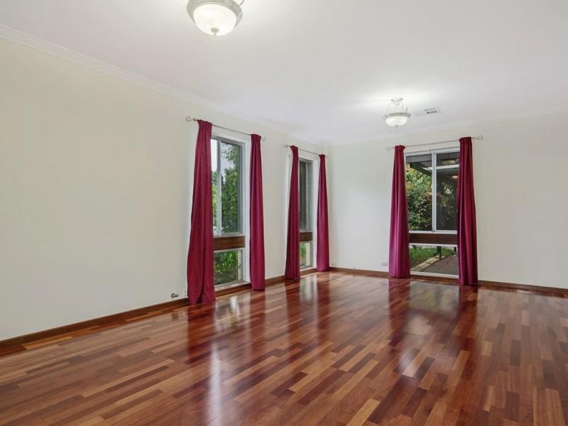 15 Doradeen Close, Hillman WA 6168