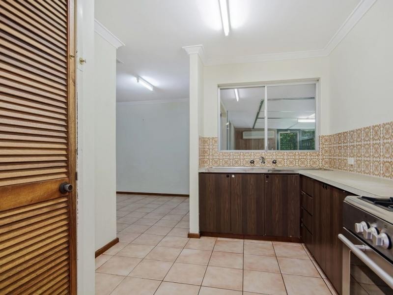 15 Doradeen Close, Hillman WA 6168