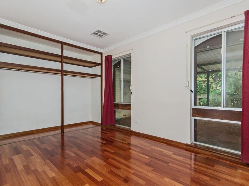 15 Doradeen Close, Hillman WA 6168