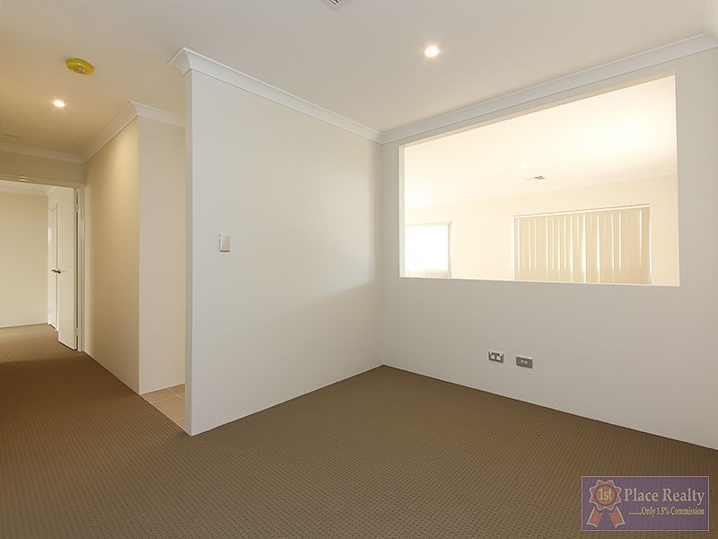 30 Pinehurst Loop, Meadow Springs WA 6210