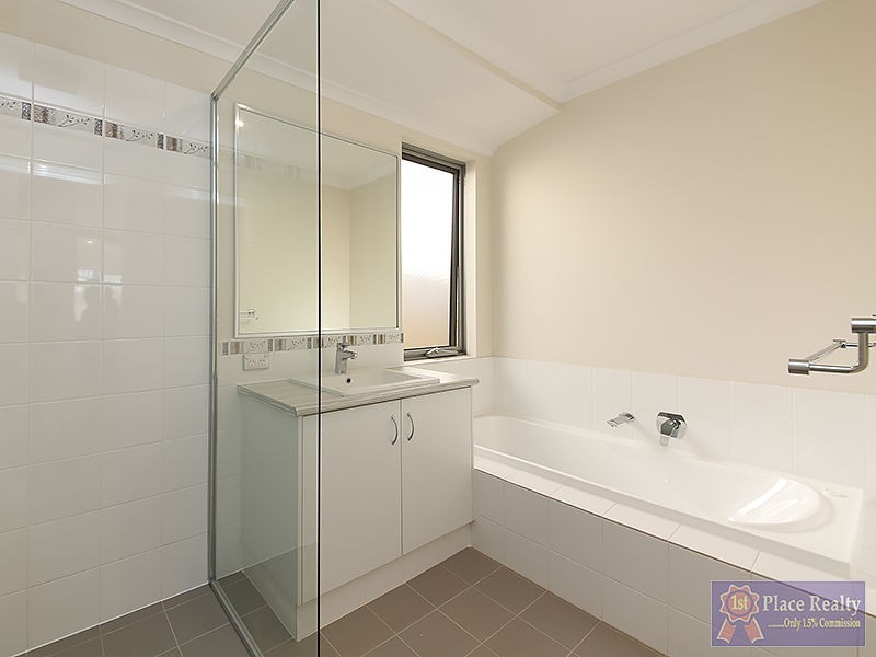 30 Pinehurst Loop, Meadow Springs WA 6210