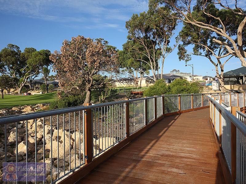 30 Pinehurst Loop, Meadow Springs WA 6210