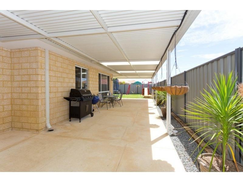 8 Galena Brace, Baldivis WA 6171