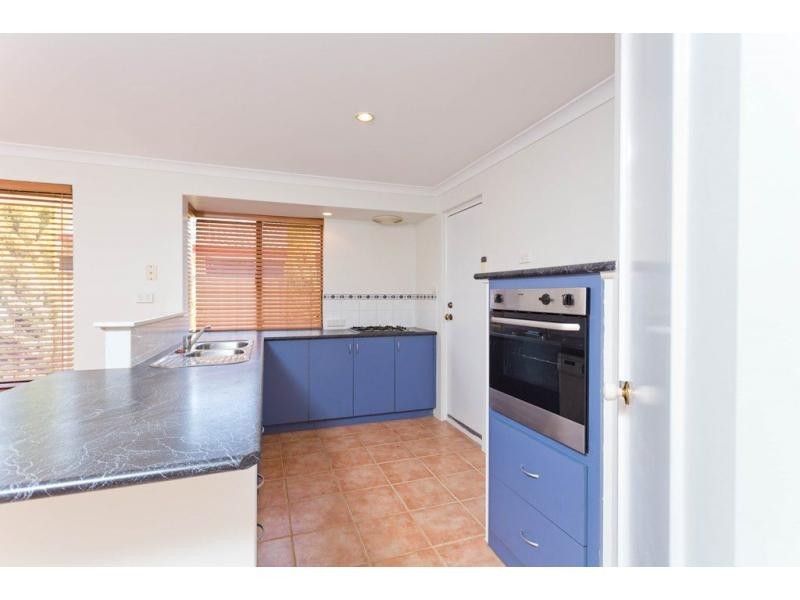 10 Pamplona Boulevard, Port Kennedy WA 6172