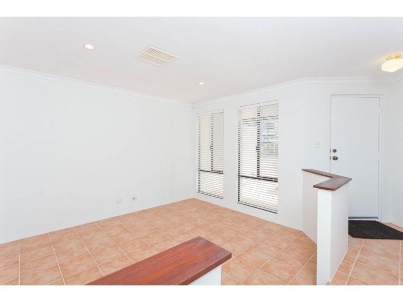 10 Pamplona Boulevard, Port Kennedy WA 6172