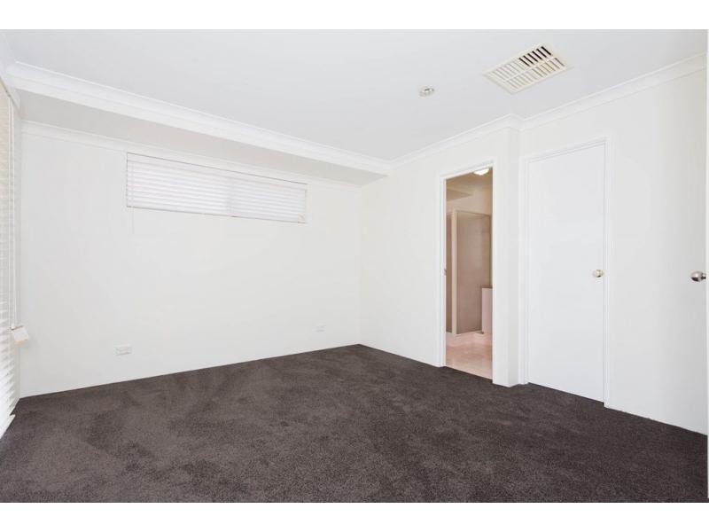 10 Pamplona Boulevard, Port Kennedy WA 6172