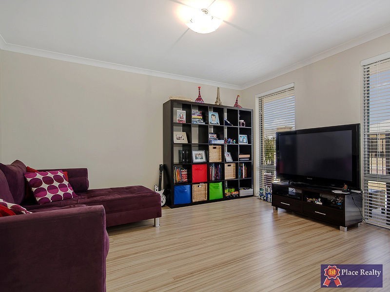 7 Cheney Loop, Secret Harbour WA 6173