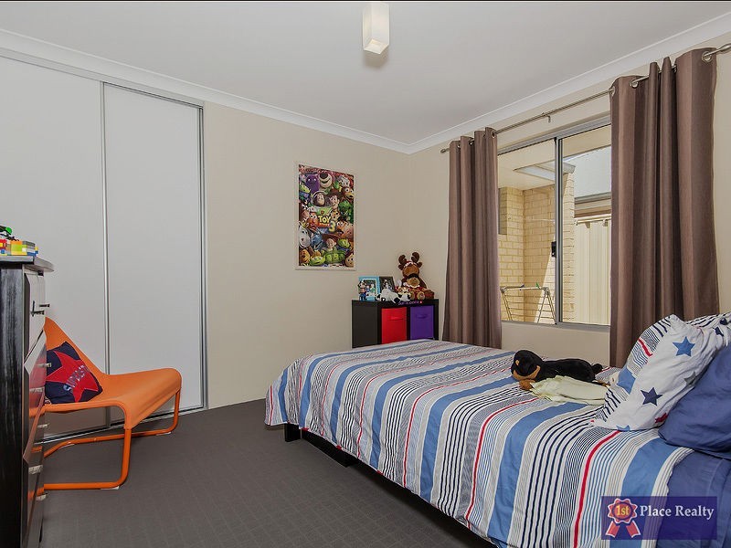 7 Cheney Loop, Secret Harbour WA 6173