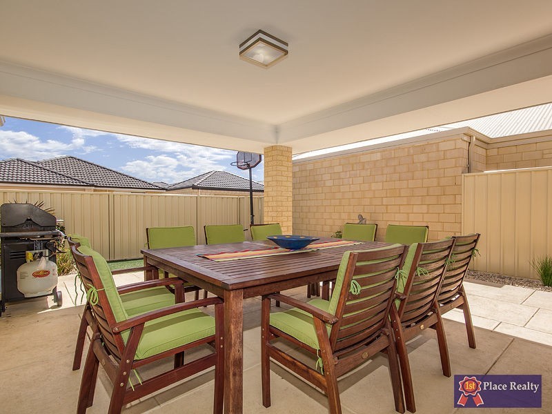 7 Cheney Loop, Secret Harbour WA 6173