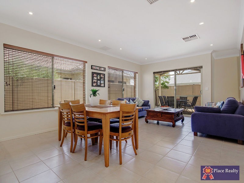 13 Swanbourne Avenue, Secret Harbour WA 6173