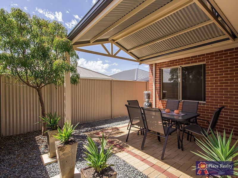 13 Swanbourne Avenue, Secret Harbour WA 6173