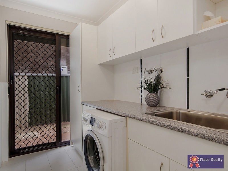 6 Tanby Place, Cooloongup WA 6168