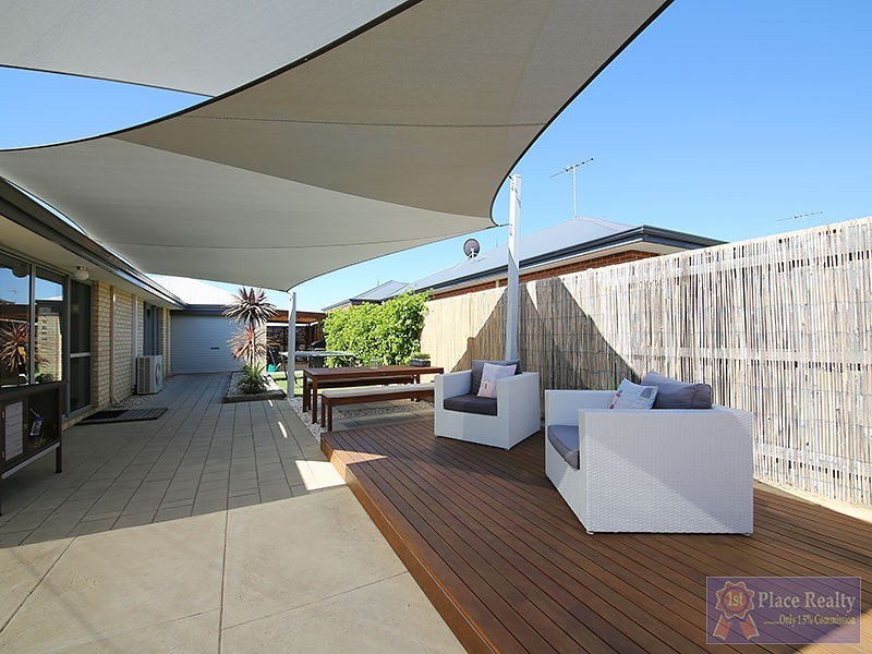 74 Seascapes Boulevard, Halls Head WA 6210