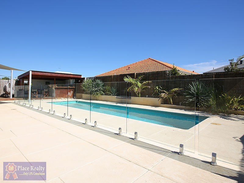 74 Seascapes Boulevard, Halls Head WA 6210